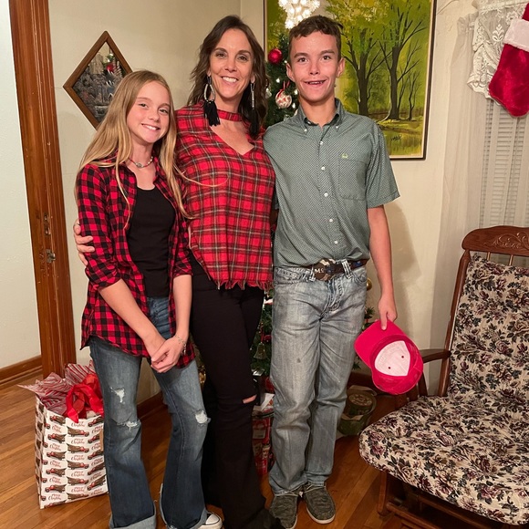 Meet your Posher, Sunny - Picture 1 of 1